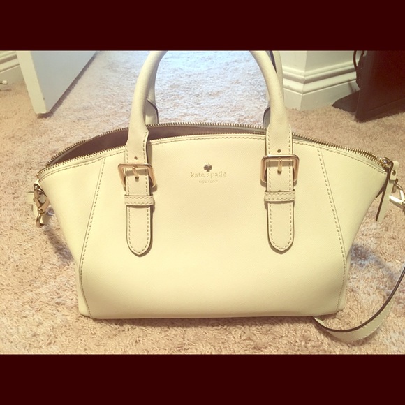 kate spade Handbags - Kate Spade Handbag. Gently used, like new!
